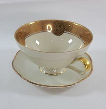 Set tazze e piattini vintage