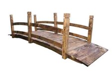 Ponte in legno da giardino