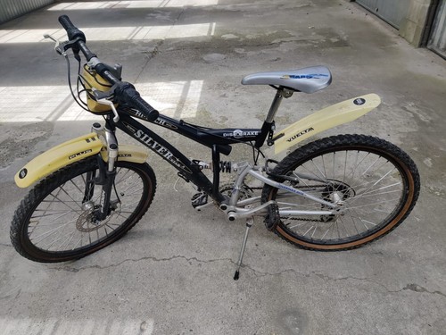 Bicicletta mountain bike - bicicletta, mountain-bike