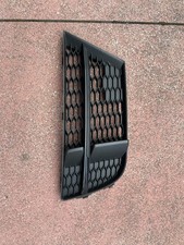 GRIGLIA PARAURTI ANTERIORE SX PER A3 8v FL 05/16  S-LINE