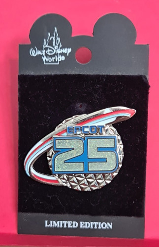 Disney pin card - pin, on