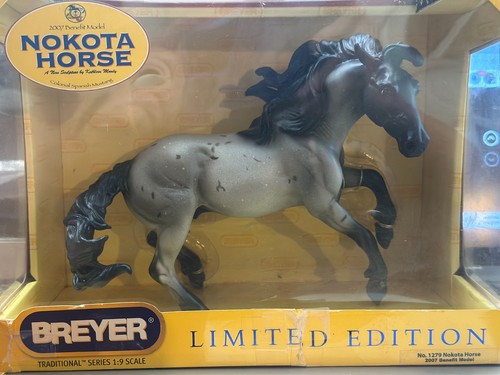 Breyer 2007 1279 nokota - breyer, "nokota