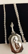 Collanina con medaglia - ,