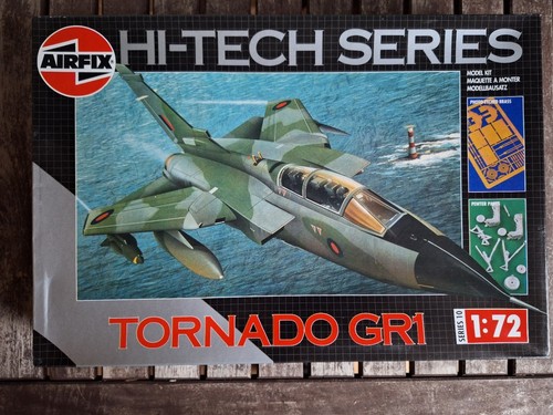Airfix tech series - airfix, |