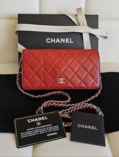 Portafoglio trapuntato CHANEL