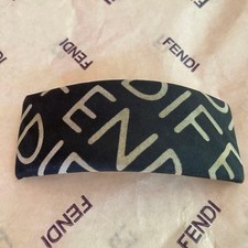 Fendi Accessorio Logo Barretta