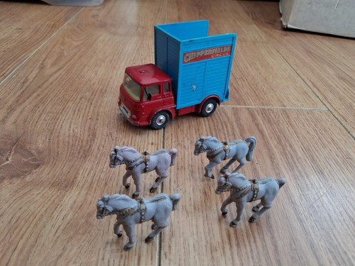 Corgi 503 bedford - 503, transporter