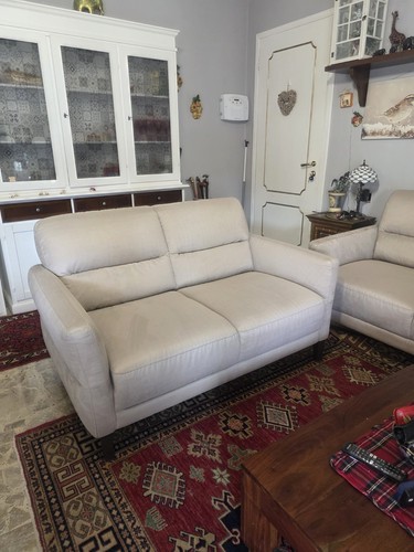 Vendo divani - vendo,
