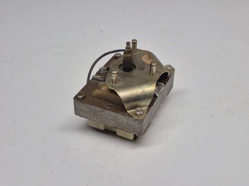 Motore giradischi stereo