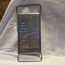 Grattugia per alimenti vintage
