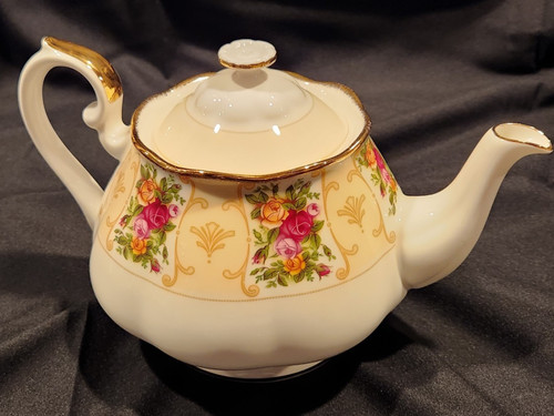 Royal albert bone china - albert,