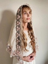 Triangolo Floreale Mantilla Velo Chiesa Messa Nudo 3D Fiori Perle Sant'Agata