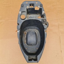 VANO CASCO SOTTO SELLA PIAGGIO ZIP  50, 100, 125 2t E 4t  2000 2018