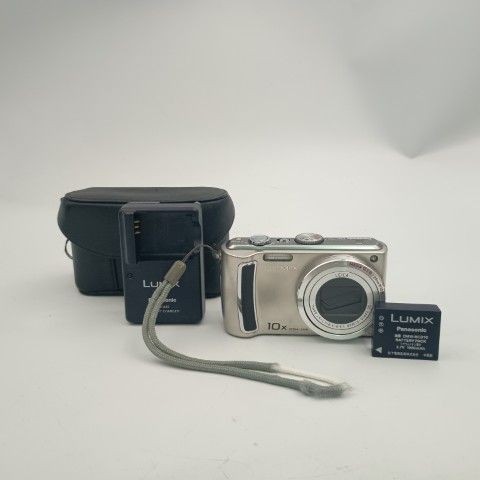 Fotocamera digitale compatta