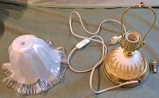 Abat-jour con vetro iridescente, Lampada da Tavolo, Lampada da comodino, Vintage