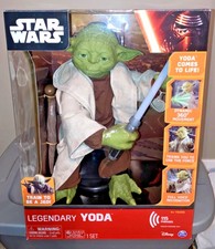 Star Wars: Legendary Yoda 16"