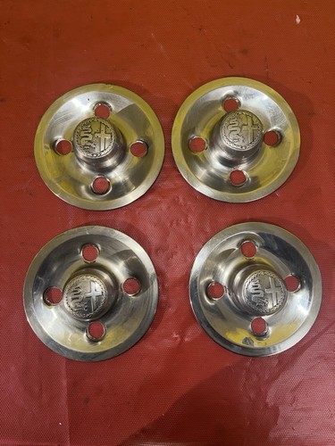 Coprimozzi borchie alfa romeo - coprimozzi,