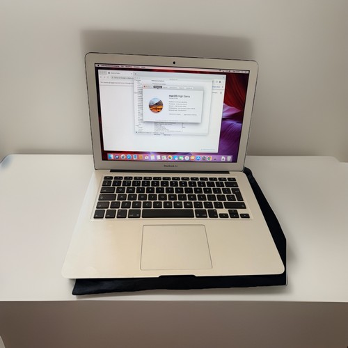 Macbook air a1466 4gbram - ,