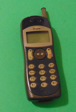 CELLULARE - MITSUBISHI TRIUM