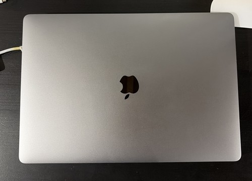 Apple macbook pro - 15.4", a1990