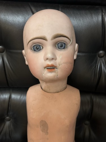 Jolie poupée ancienne - poupÉe, bÉbÉ