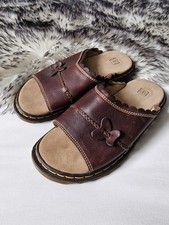 Rari sandali Dr Martens taglia