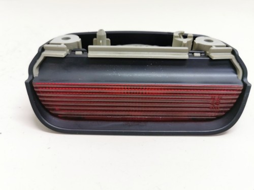 Third brake light daihatsu yrv - third,