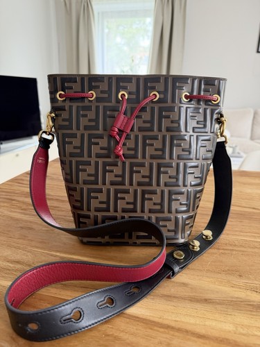 Fendi mon tresor bucket bag - fendi,