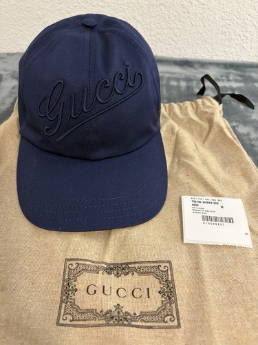 Nuovissimo cappello - , da