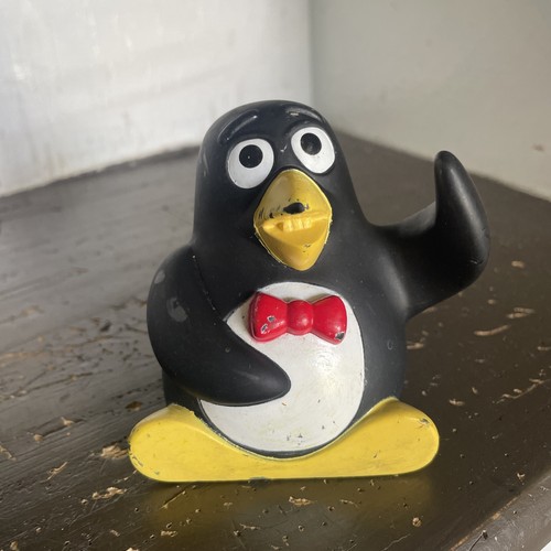 Vintage wheezy penguin - vintage, pixar