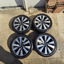 ruote cerchi in lega Kia Sportage 245/45/R19