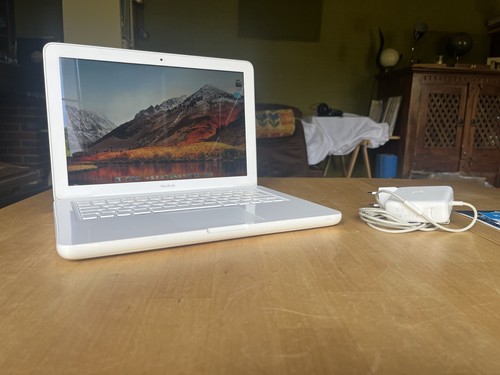 Macbook blanc de mi - blanc,