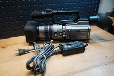 (S) Sony DCR-VX2100 3CCD