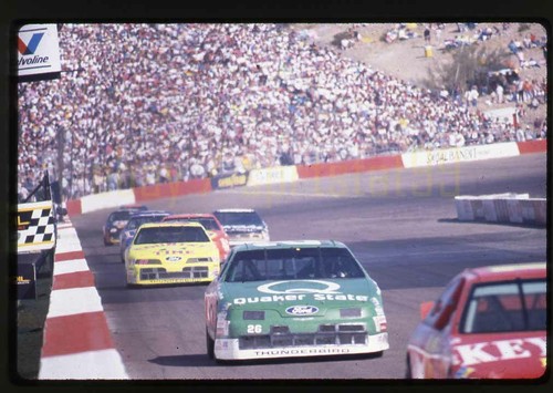 Brett bodine ford 1992 - #26,