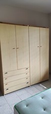 Armadio con 4 Ante e 4 Cassetti  legno chiaro + 2 comodini