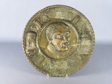 Antico piatto bronzo scultura Alessandro Volta commemorativo centenario 1927