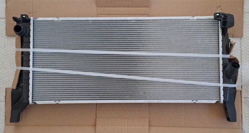 Radiatore motore 13615961 per - radiatore,
