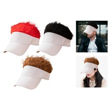 Cappello con visiera e capelli