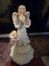 Statuina musicale angelo