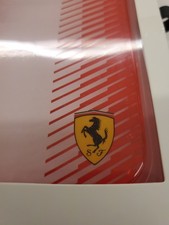 Prodotto Ufficiale, Custodia