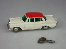 Schuco Micro Racer 1038 Mercedes 220S Mercedes 220S Germania occidentale 133078