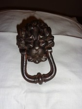 BATTENTE LEONE ANTICO IN GHISA