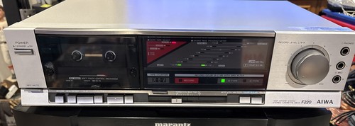 Cassette stereo aiwa - cassette, f220