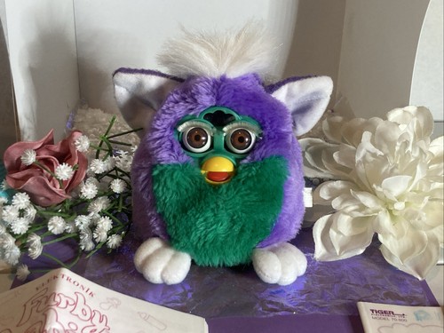 Furby baby 1999 viola - e, verde
