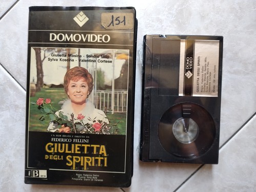 Giulietta degli spiriti - giulietta,