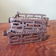 Pedali piuma trappola ratti