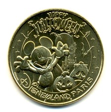 77 DISNEY Happy Halloween