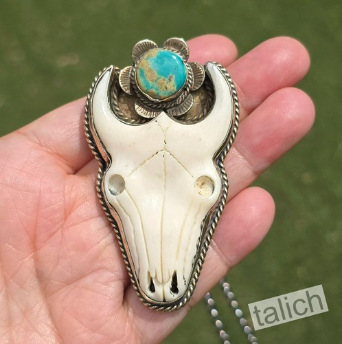 Collana con ciondolo fiore