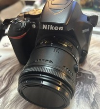 Nikon D3500 DSLR + AF-P DX