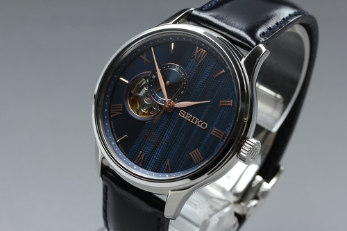 Con scatola orologio - [con, scatola]